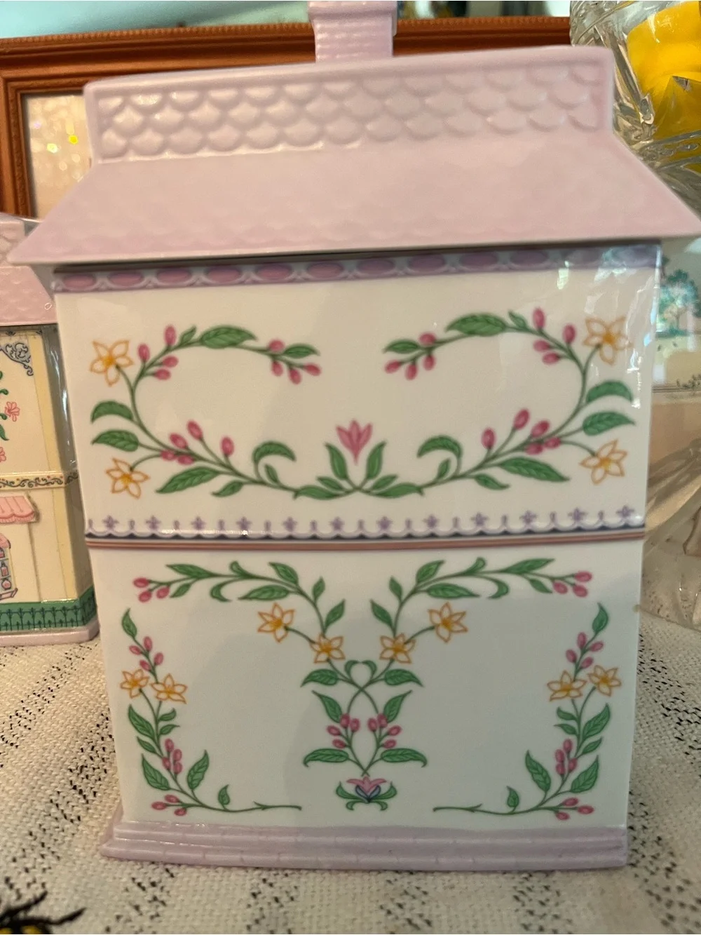 LENOX Village Coffee CAFE Decorative Porcelain Canister, Vintage 1990s